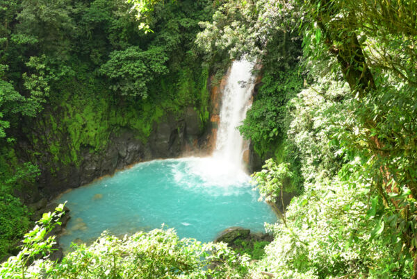 Rio Celeste waterval