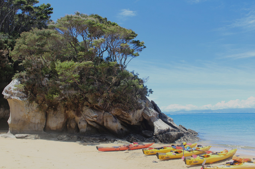 kayakken in Abel Tasman op het zuidereiland