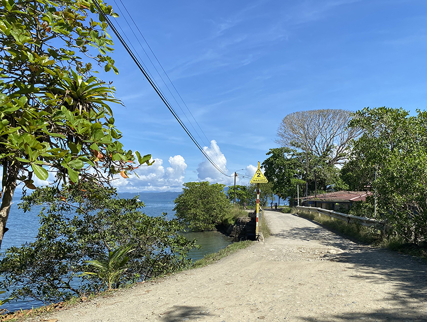 brugje naar baai van Puerto Jimenez