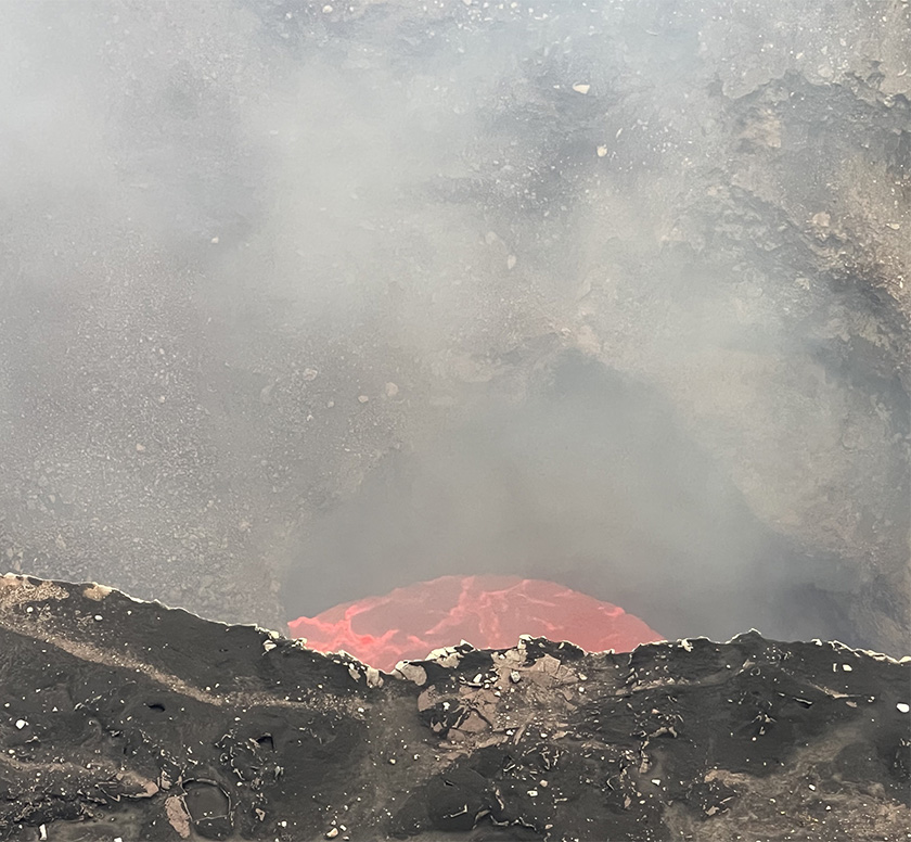 Lava in vulkaankrater masaya