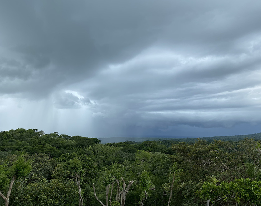 onweer over lake nicaragua