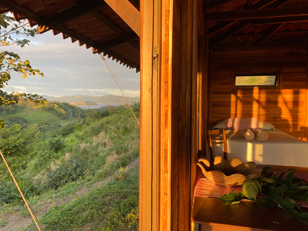 uitzicht op baai vanuit airbnb el jobo